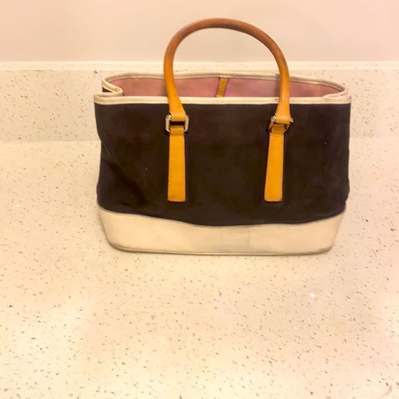 Coach Handbags - Vintage coach black white satchel/bucket bag with leather handle
